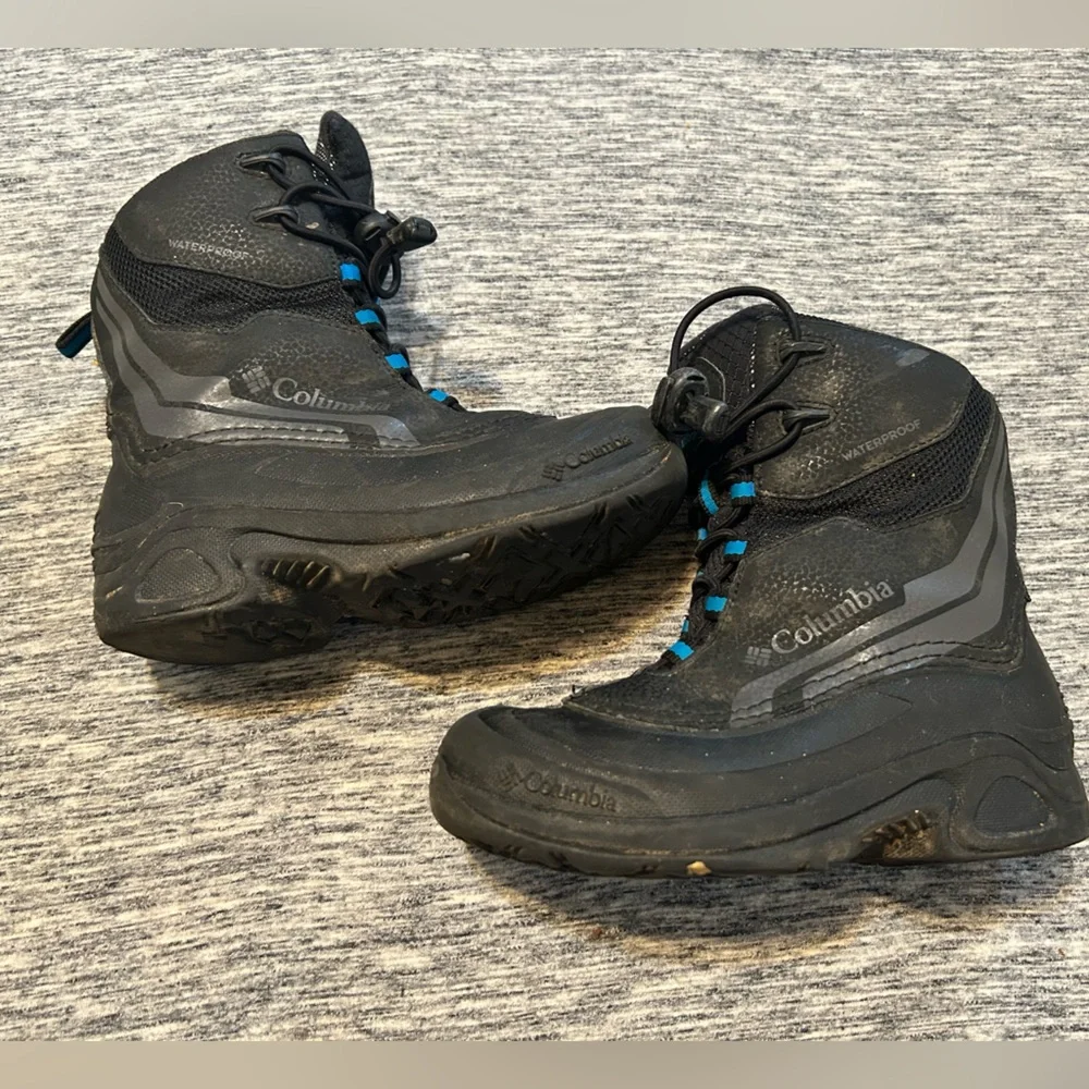 Columbia Winter Boots Boys Size 1 - Picture 2 of 5